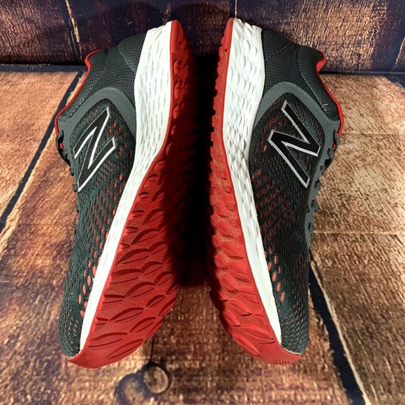 New Balance Fresh Foam Arishi v2 Mens 9 Gray Red Running Shoes MARISCG2 - Picture 3 of 12